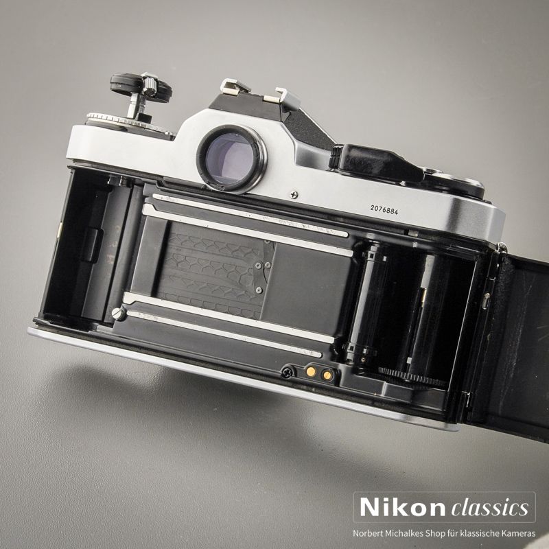 Nikon FE-2 (Zustand A/A-)