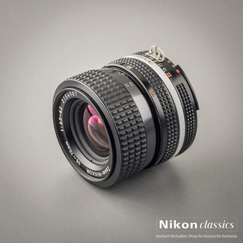 Nikon Zoom-Nikkor 35-70/3,3-4,5 AIS (Condition A)