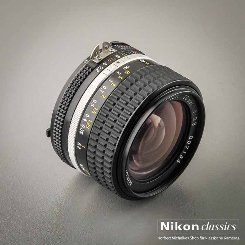 Nikon Nikkor 28/2,8 AIS (Zustand A)