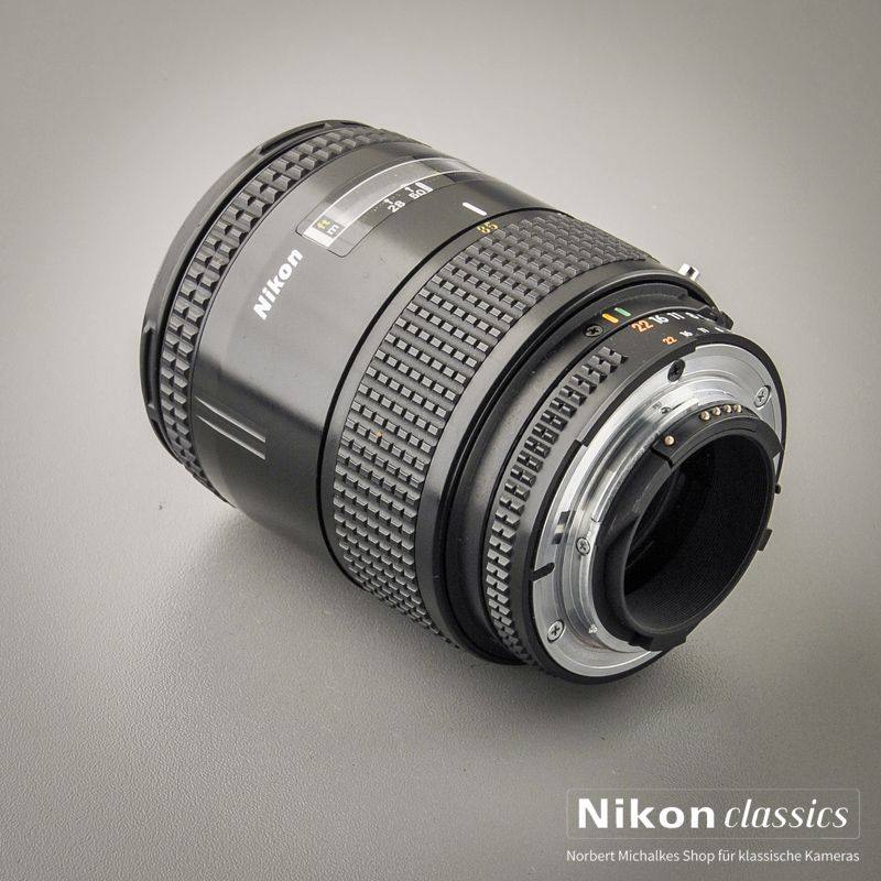 Nikon AF Zoom-Nikkor 28-85/3,5-4,5N (Condition A-)