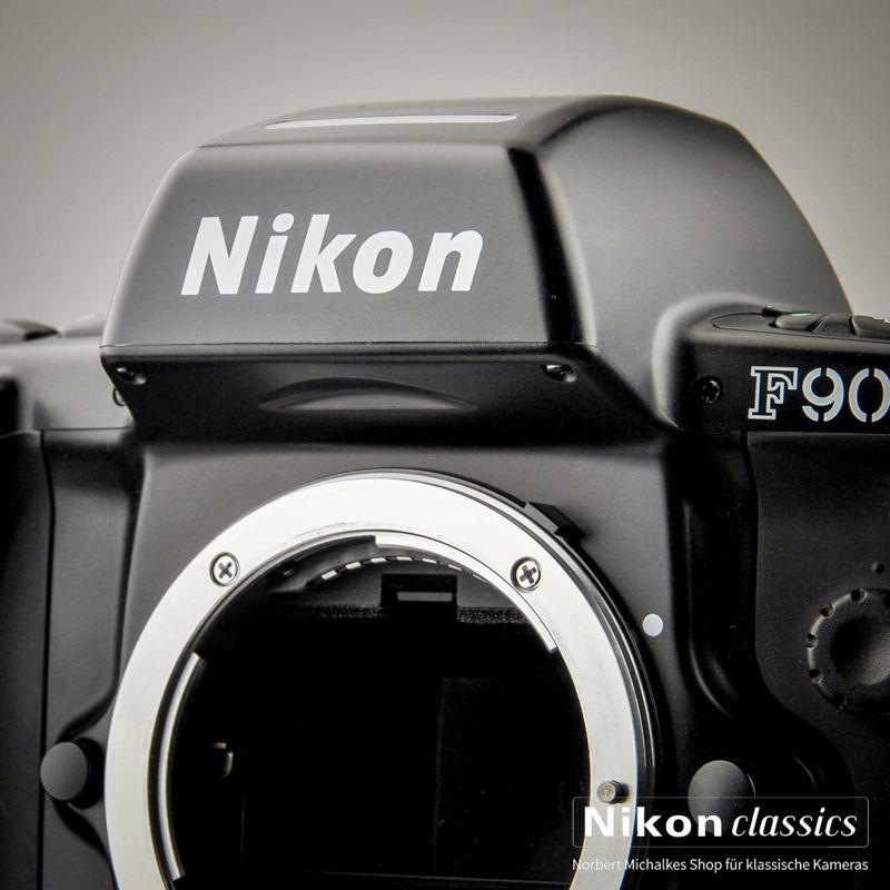 Nikon F90 (Zustand A)