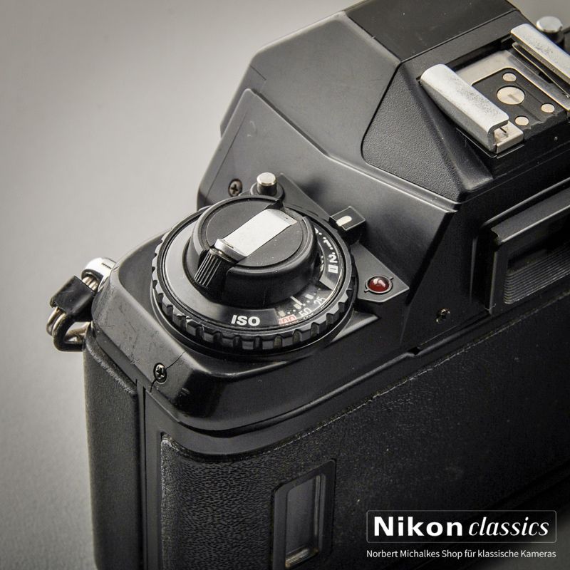 Nikon F301 (Zustand A-/AB)