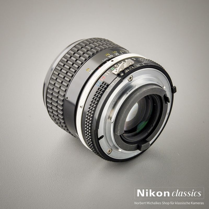 Nikon Nikkor 85/2,0 AI  (Zustand A) OVP