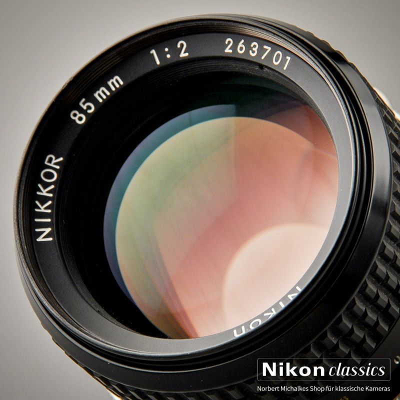 Nikon Nikkor 85/2,0 AI  (Zustand A) OVP