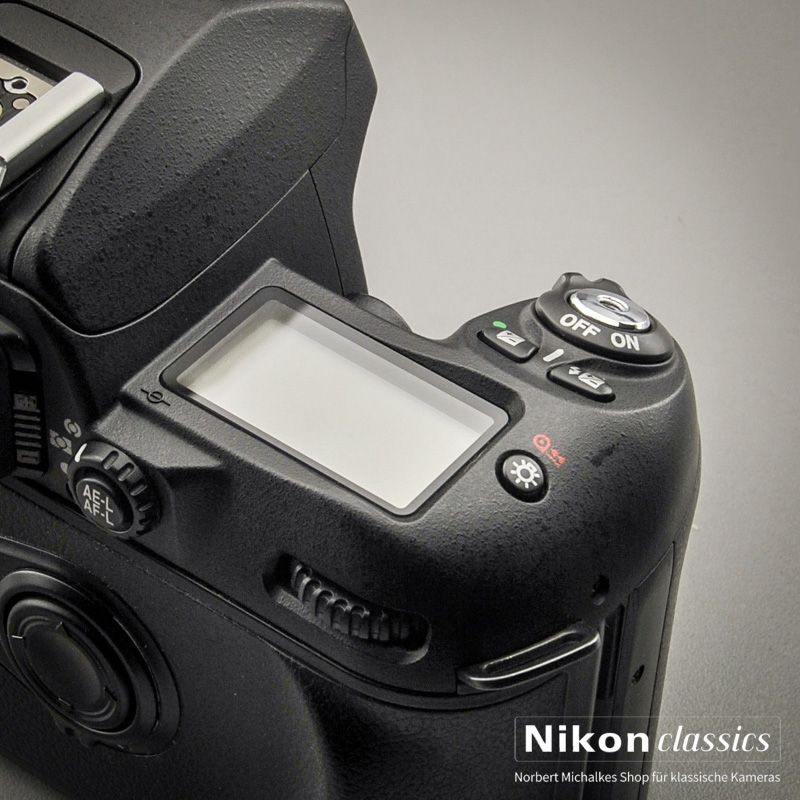 Nikon F80 (Zustand A)
