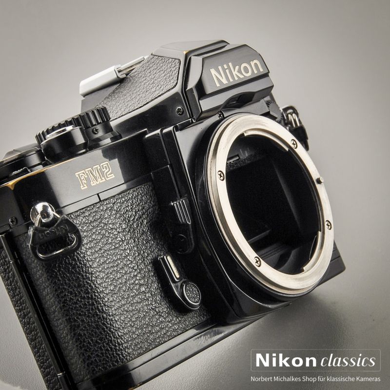 Nikon FM2n schwarz (Zustand A-/AB) Titanverschluss