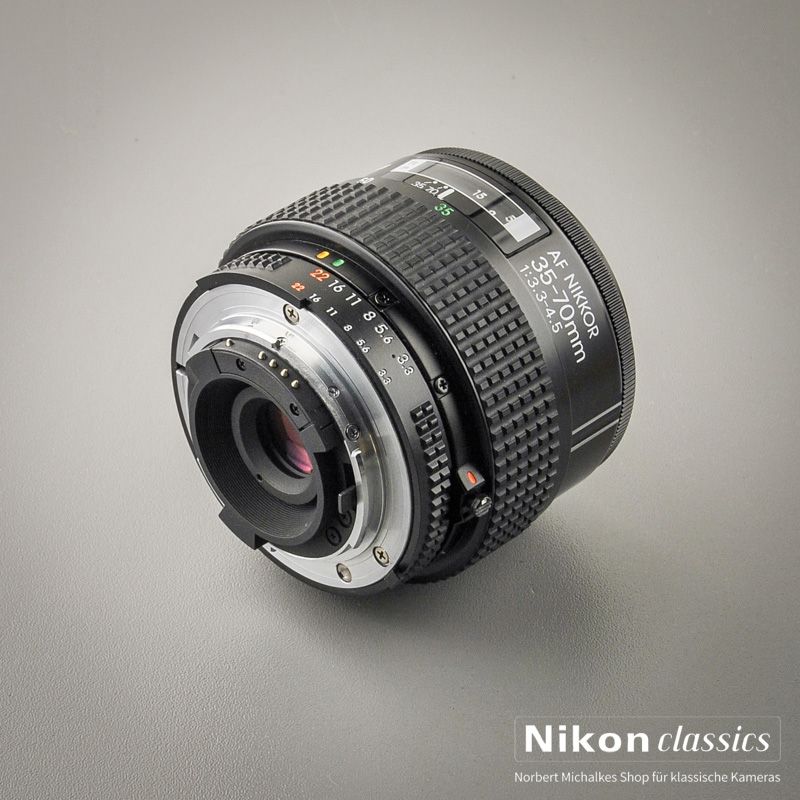 Nikon AF Zoom-Nikkor 35-70/3,3-4,5 Macro (Condition A+)