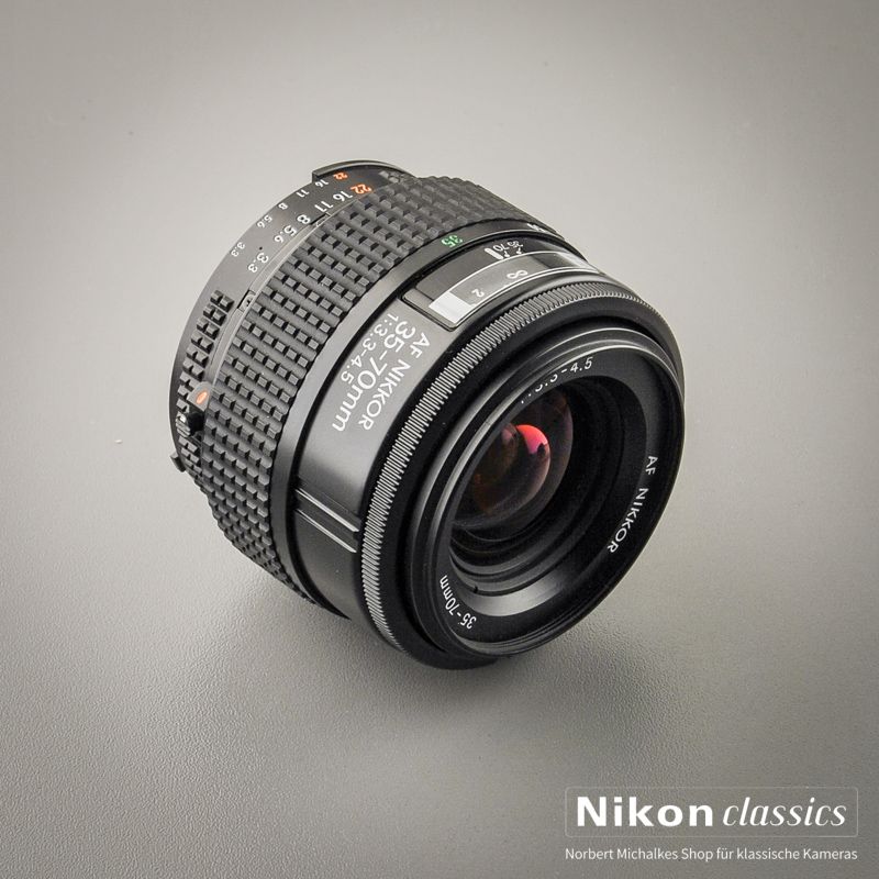 Nikon AF Zoom-Nikkor 35-70/3,3-4,5 Macro (Condition A+)