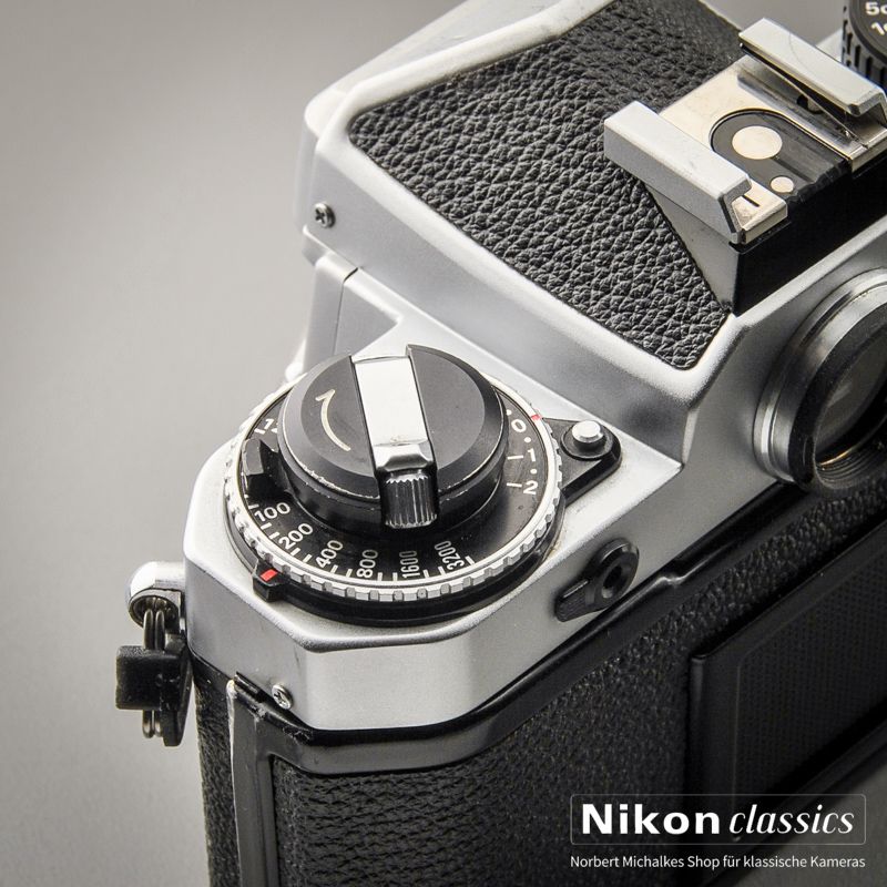 Nikon FE (Zustand A-)