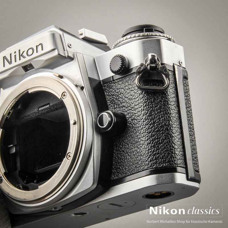 Nikon FE (Zustand A-)