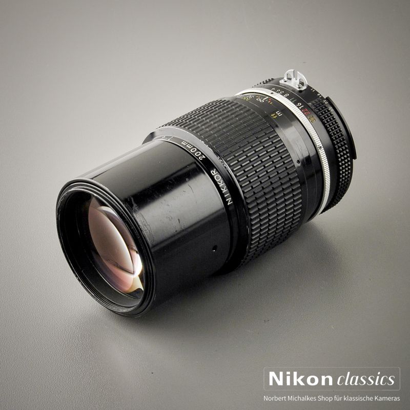 Nikon Nikkor 200/4 AI (Zustand AB/B)