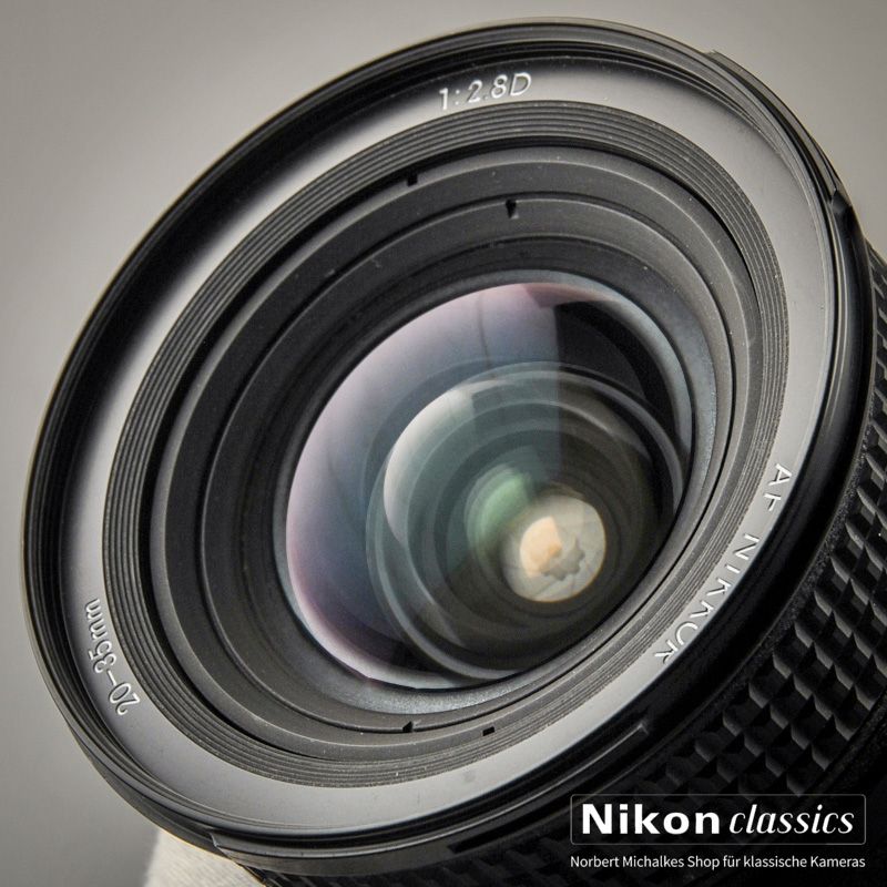 Nikon AF Zoom-Nikkor 20-35/2,8 D IF (Zustand A/A-)
