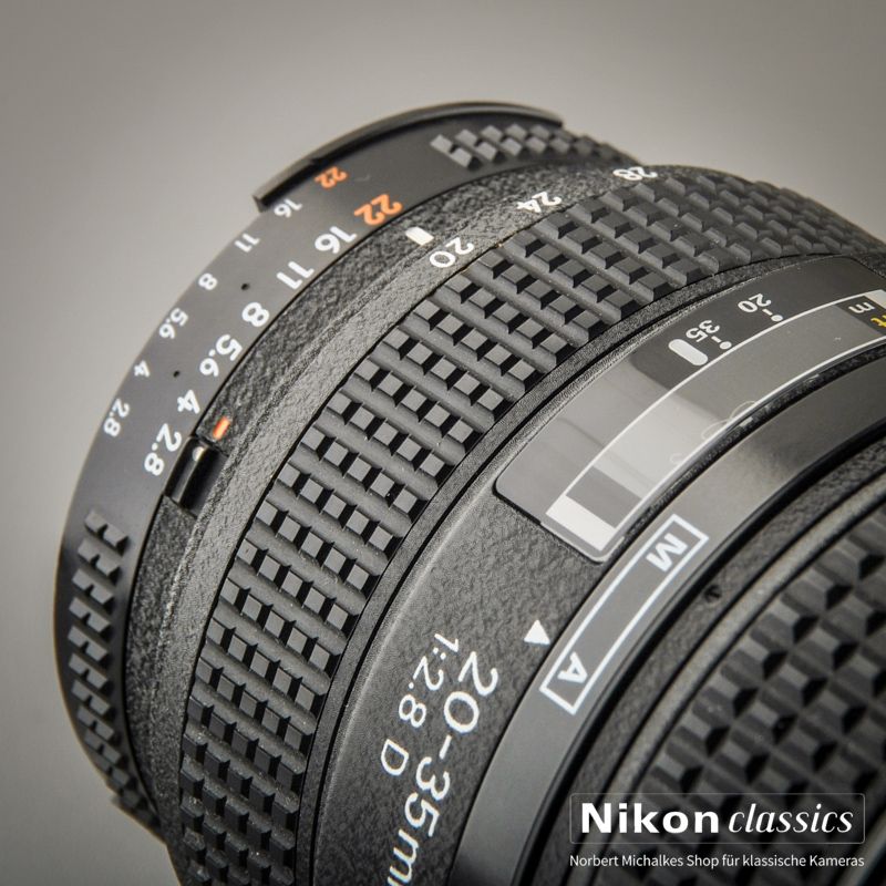 Nikon AF Zoom-Nikkor 20-35/2,8 D IF (Zustand A/A-)