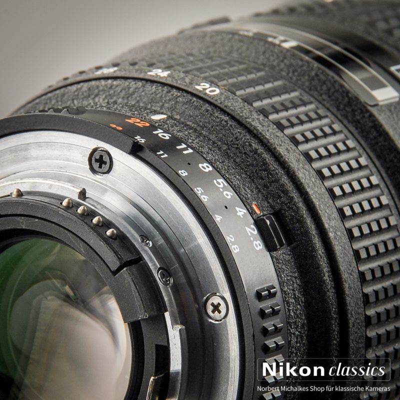 Nikon AF Zoom-Nikkor 20-35/2,8 D IF (Zustand A/A-)