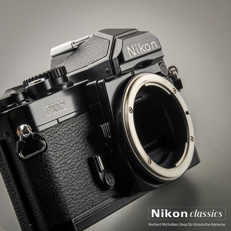 Nikon FM2n black (Condition A/A-) titan shutter