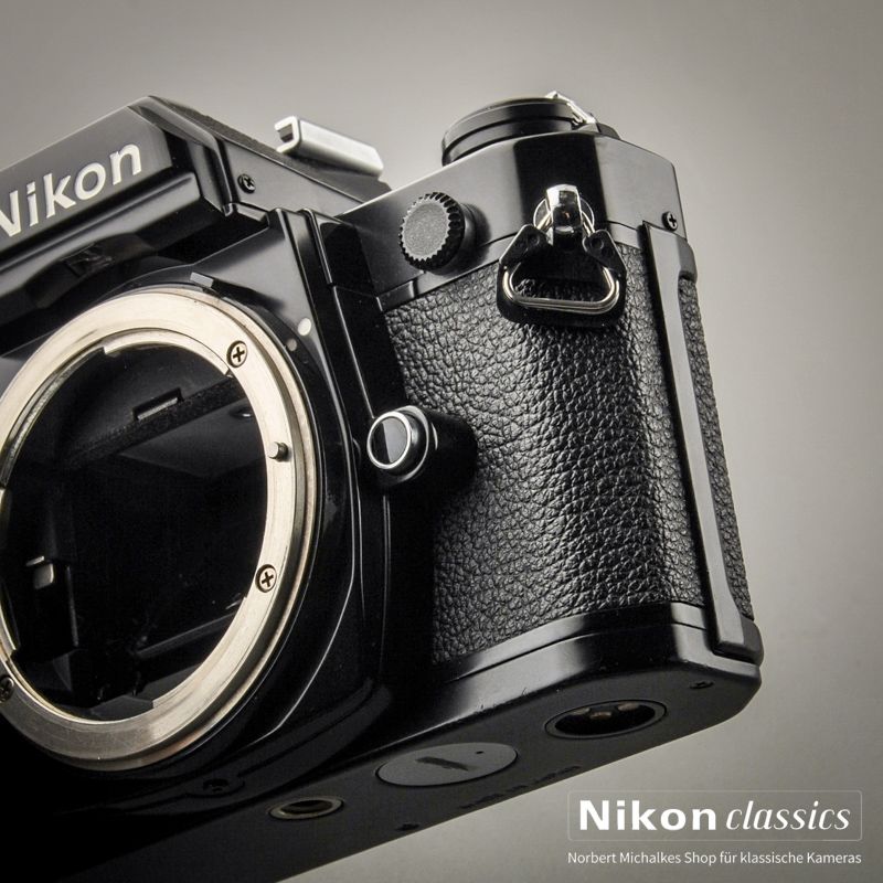 Nikon FM2n black (Condition A/A-) titan shutter