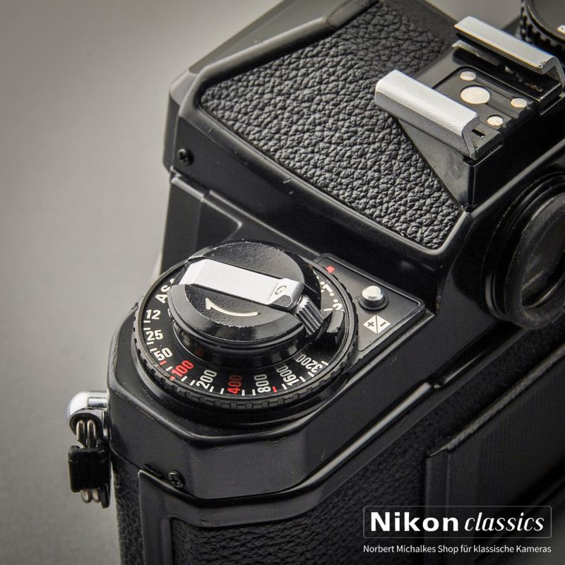 Nikon FE-2 schwarz (Zustand A-)