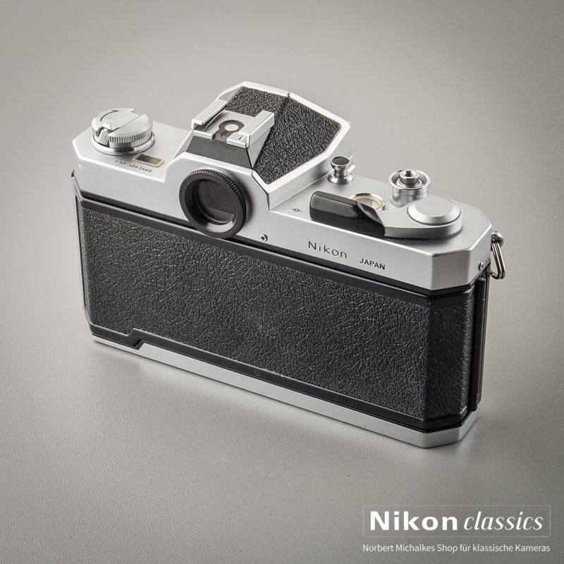 Nikkormat FT2 (Condition A/A-)