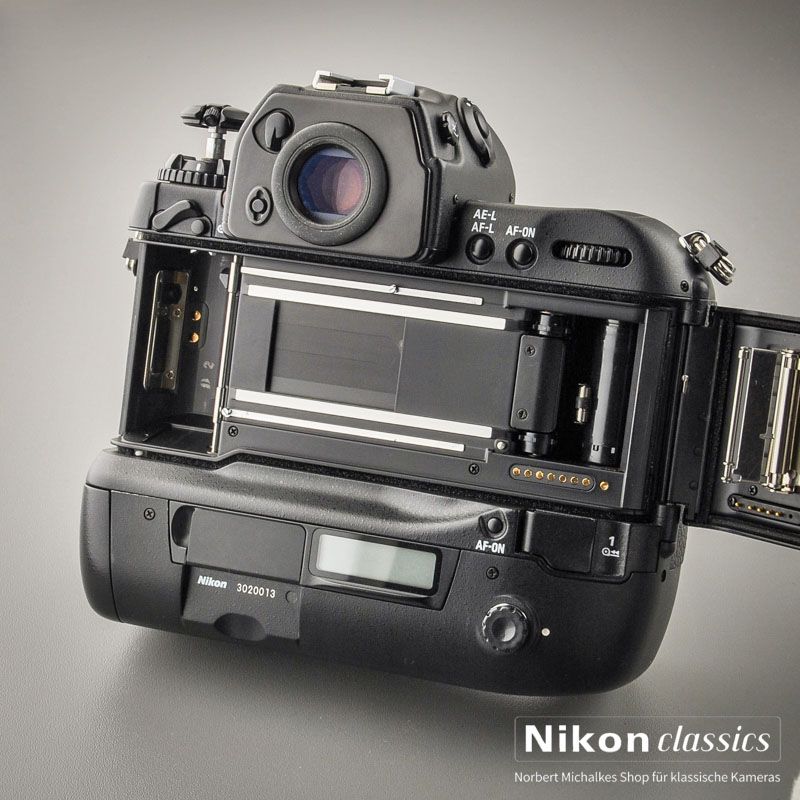 Nikon F5 (Condition A/A-)