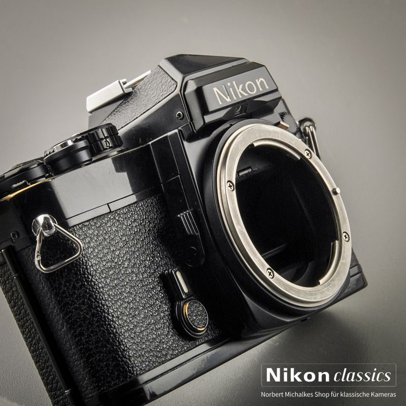 Nikon FE schwarz (Zustand A-/AB)