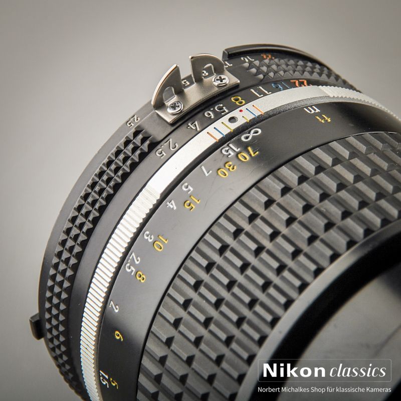 Nikon Nikkor 105/2,5 AIS (Zustand A/A-)