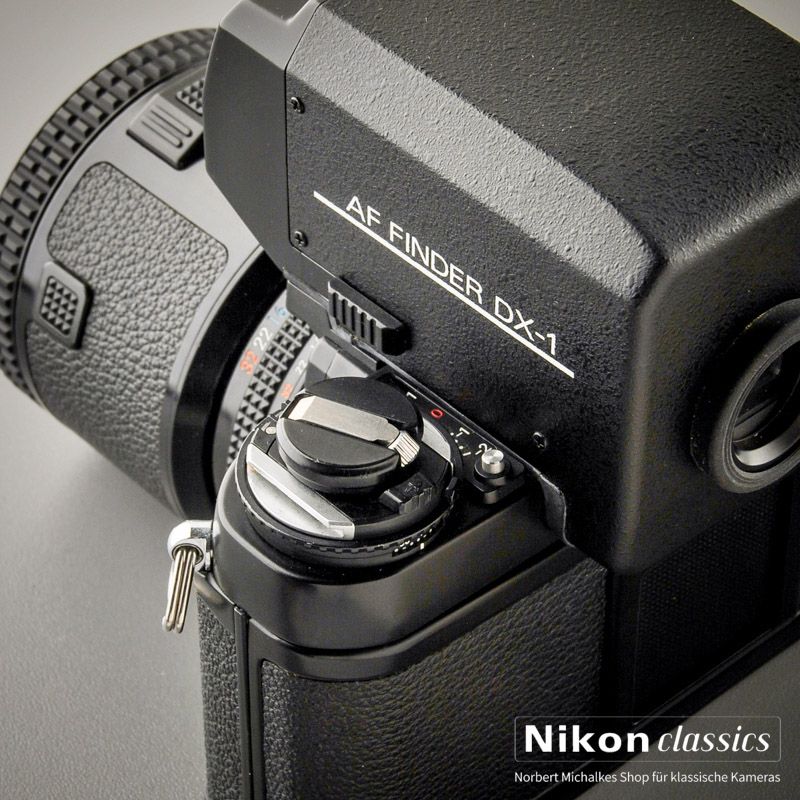 Nikon F3AF mit AF-Nikkor 80/2,8 (Zustand A)