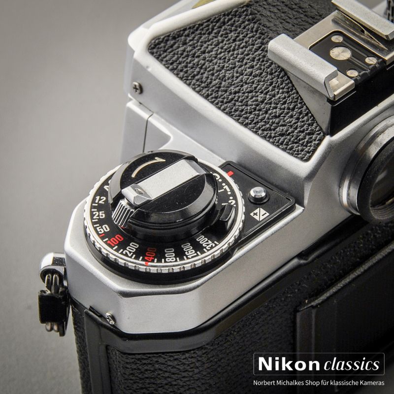 Nikon FE-2 (Zustand A/A-)