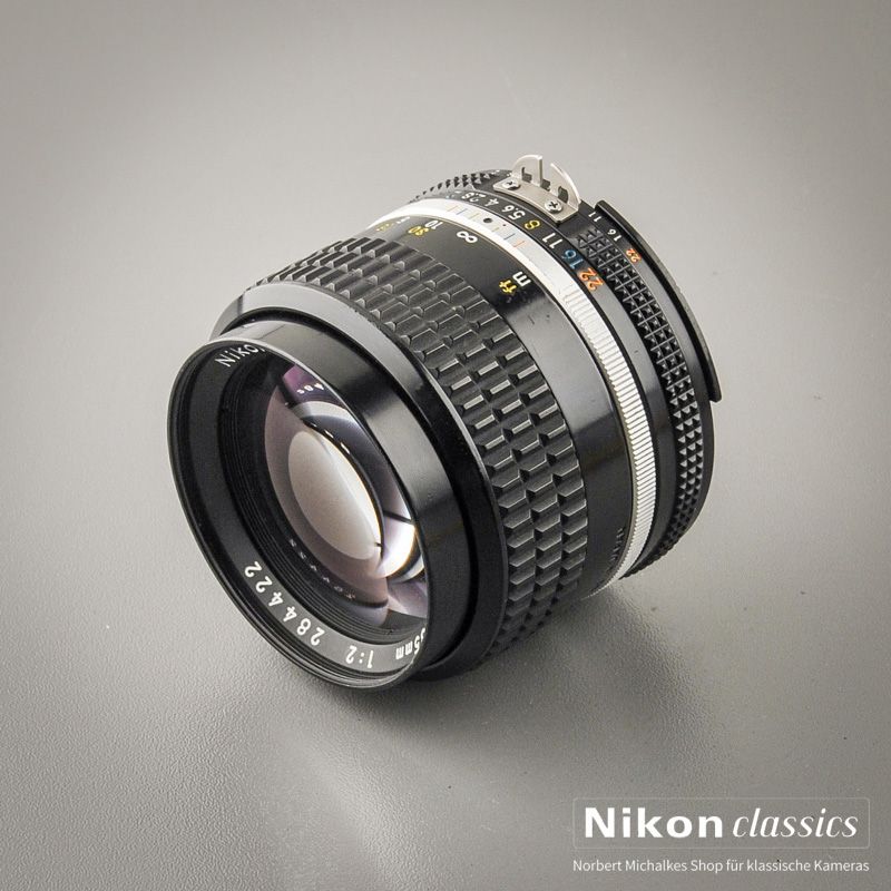 Nikon Nikkor 85/2,0 AIS  (Zustand A-)