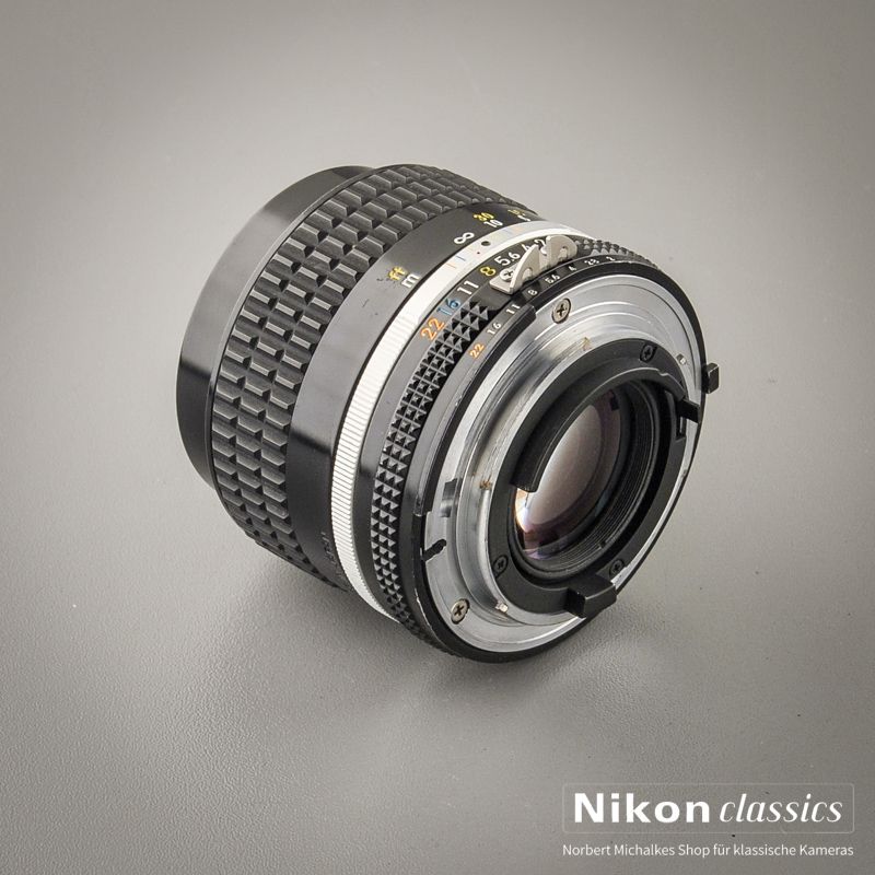 Nikon Nikkor 85/2,0 AIS  (Zustand A-)