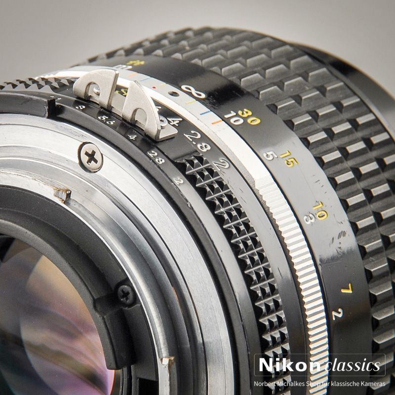 Nikon Nikkor 85/2,0 AIS  (Zustand A-)