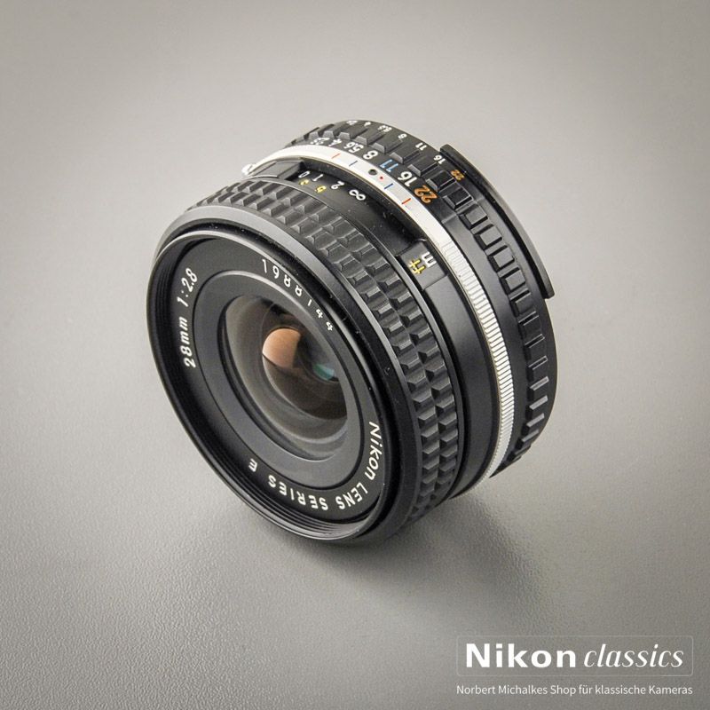 Nikon 28/2,8 AIS Series E (Condition A)