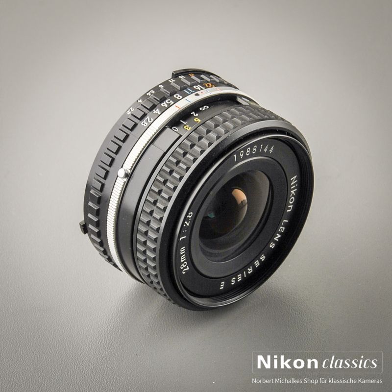 Nikon 28/2,8 AIS Series E (Condition A)