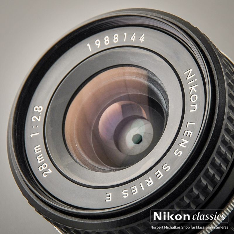 Nikon 28/2,8 AIS Series E (Condition A)