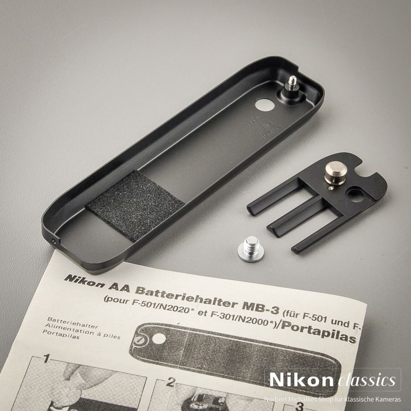 Nikon MB-3 Batteriehalter für F301/501