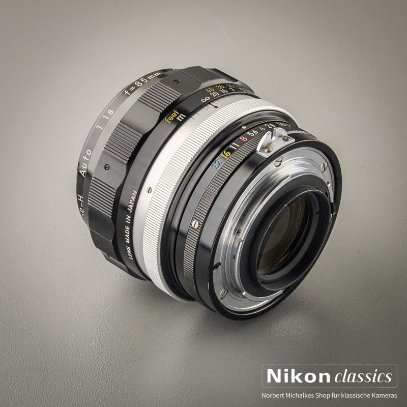 Nikon Nikkor-H 85/1,8 nonAI "Berg-und-Tal" (Zustand A/A-)