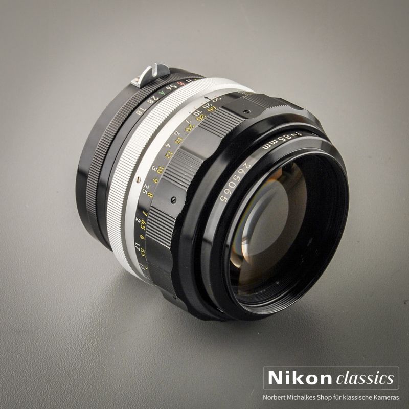 Nikon Nikkor-H 85/1,8 nonAI "Berg-und-Tal" (Zustand A/A-)