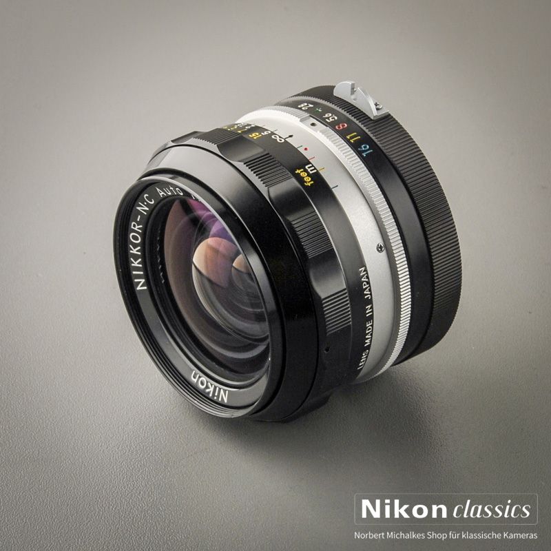 Nikon Nikkor-NC 24/2,8 nonAI "Berg-und-Tal" (Zustand A+)
