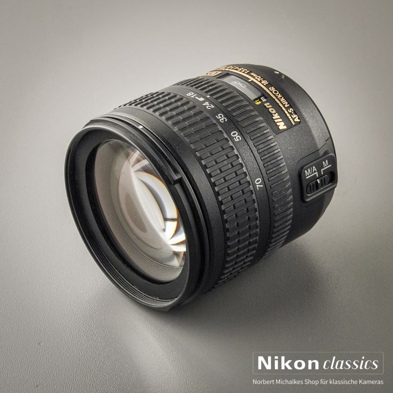 Nikon AF-S DX Zoom-Nikkor 18-70/3.5-4,5G ED (Condition A/A+)