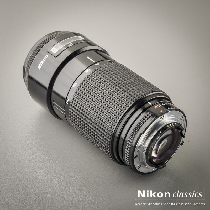 Nikon AF Zoom-Nikkor 70-210/4 (Zustand A-)