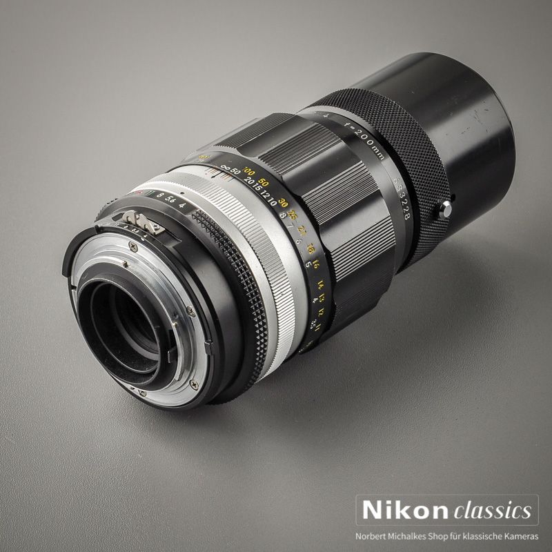 Nikon Nikkor-QC Auto 200/4 AI-Umbau "Berg-und-Tal" (Zustand A-)