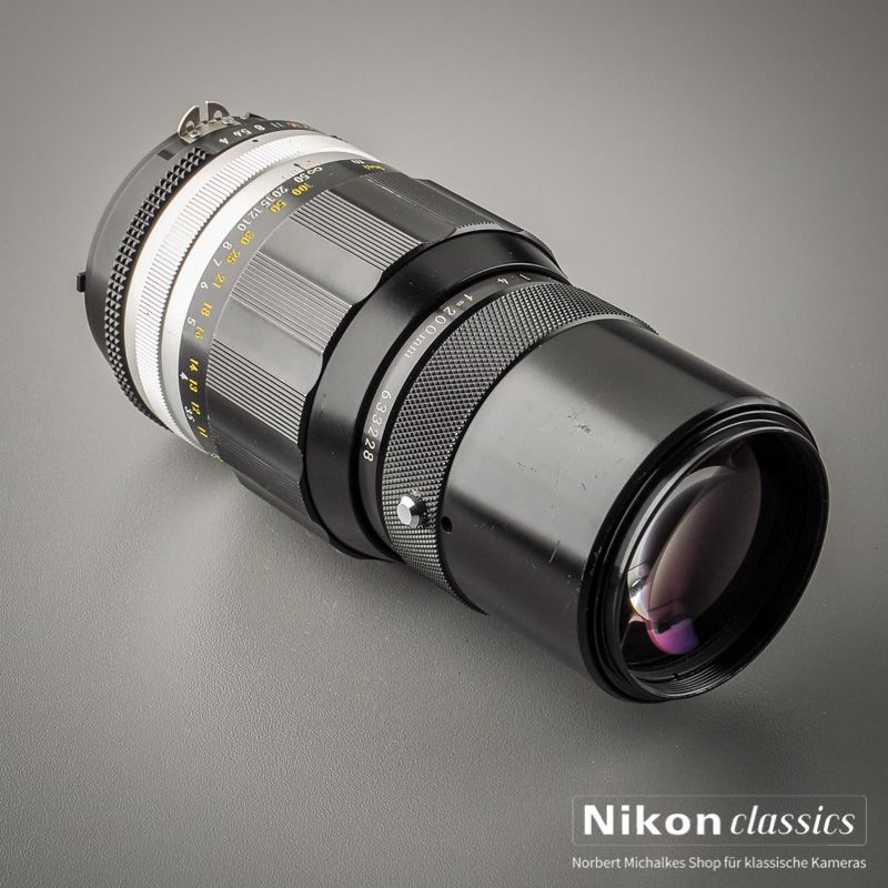 Nikon Nikkor-QC Auto 200/4 AI-Umbau "Berg-und-Tal" (Zustand A-)