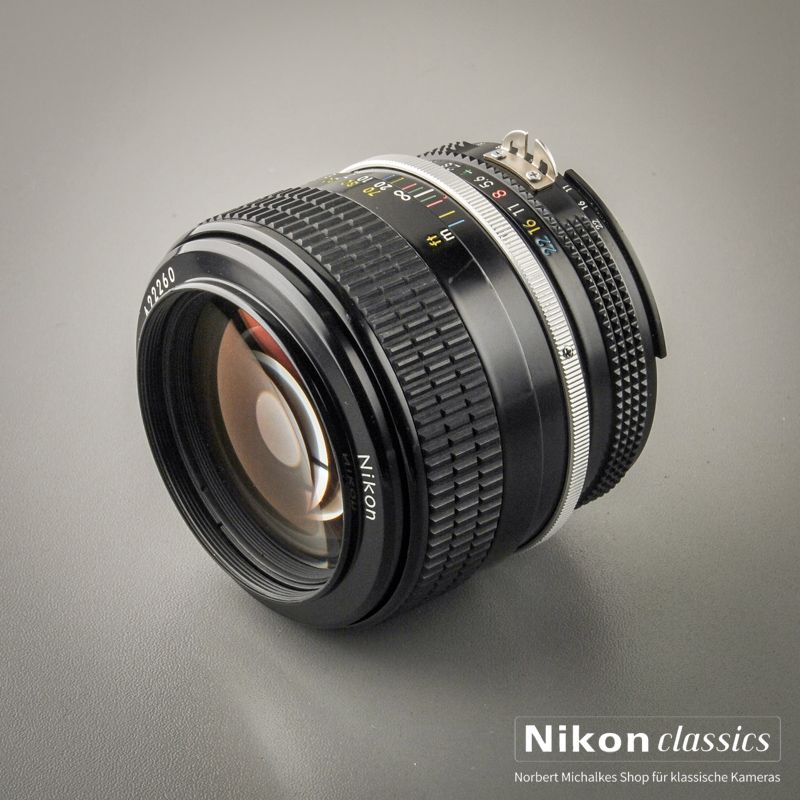 Nikon Nikkor 85/1,8 AI (Zustand A/A-)