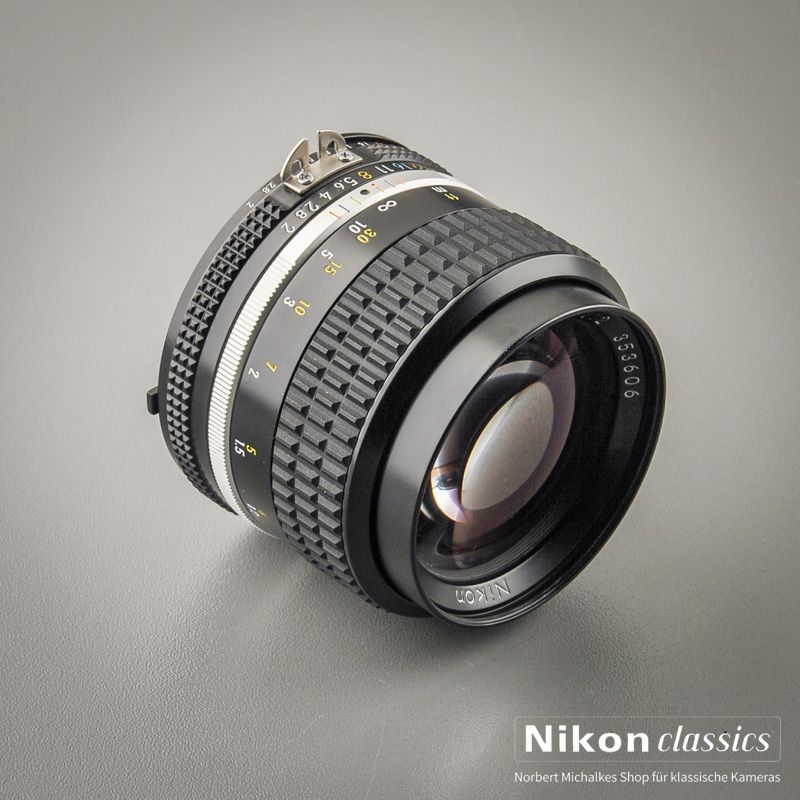 Nikon Nikkor 85/2,0 AIS  (Zustand A)