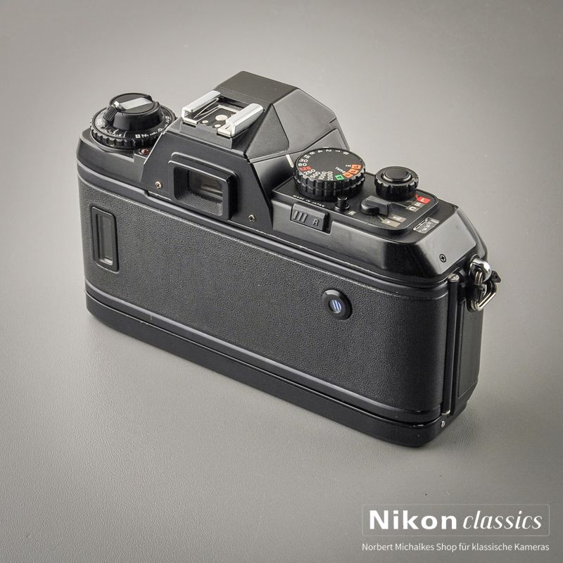 Nikon F501 (Zustand A-)