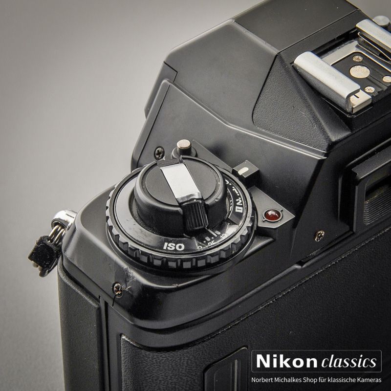 Nikon F501 (Zustand A-)