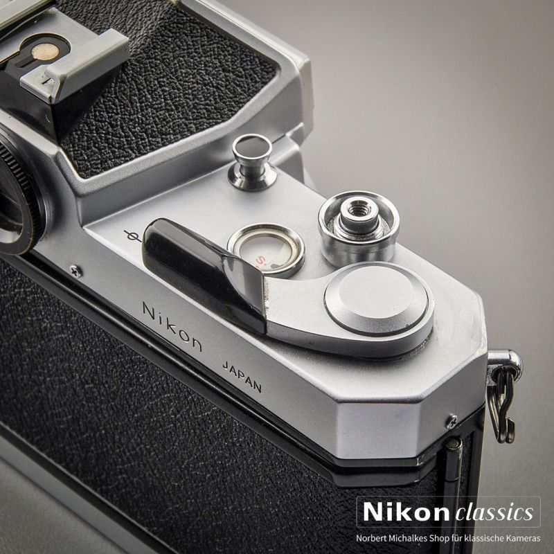 Nikkormat FT2 (Zustand A/A-)