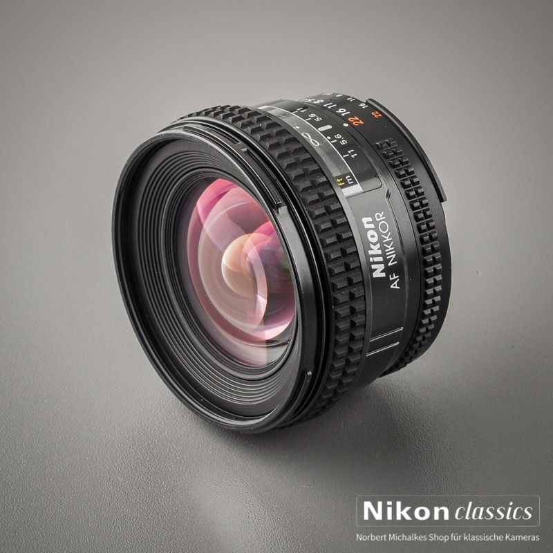 Nikon AF-D Nikkor 20/2,8