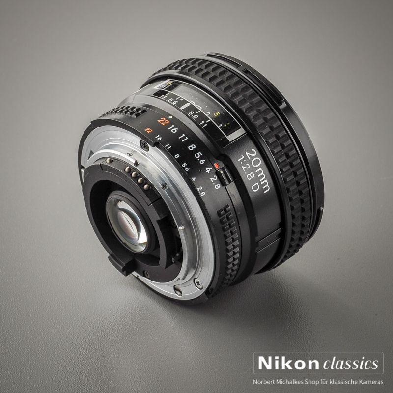 Nikon AF-D Nikkor 20/2,8