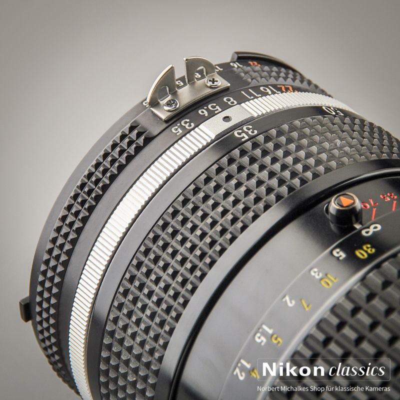 Nikon Zoom-Nikkor 35-70/3,5 AIS (Zustand A)