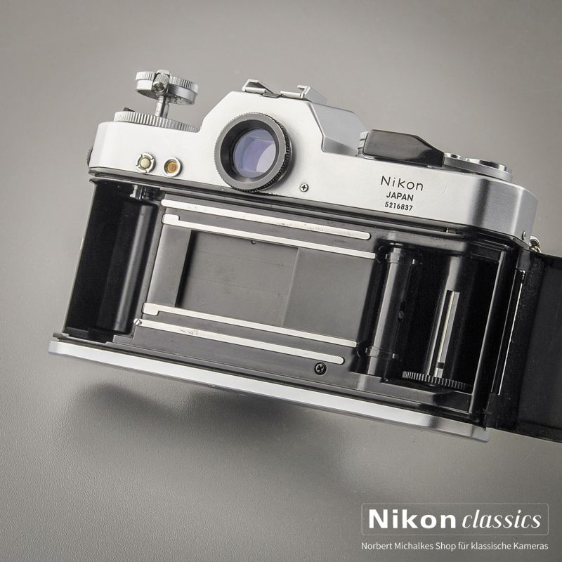 Nikkormat EL (Zustand A/A-)